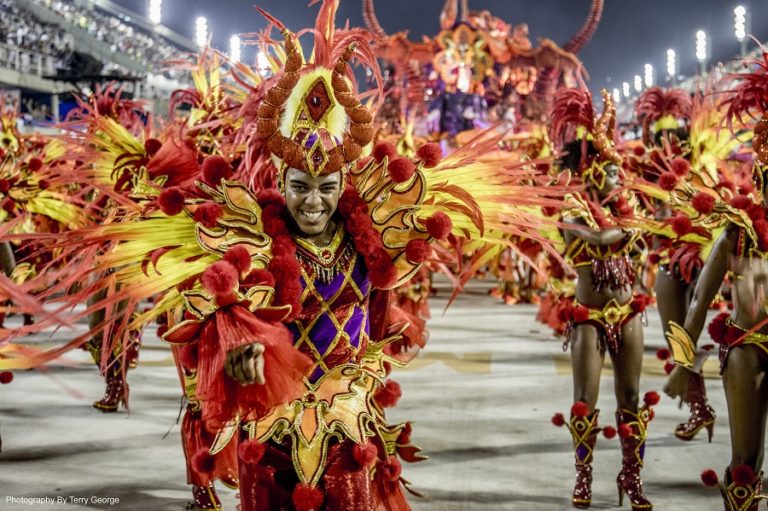 Carnaval De Rio Danses Costumes Et Festivit s Au Br sil Hauteurs Carnaval De Rio Danses Costumes Et Festivit s Au Br sil Hauteurs